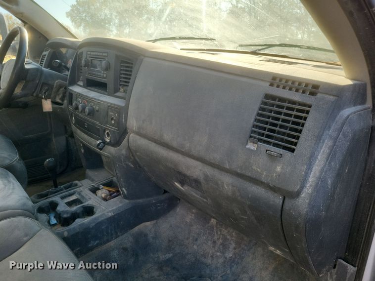 image for item DQ3758 2008 Dodge Ram 5500HD utility / service truck