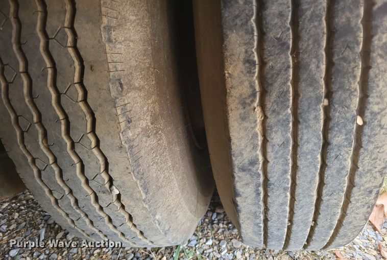 image for item DQ3770 1980 Great Dane Drop drop deck equipment trailer