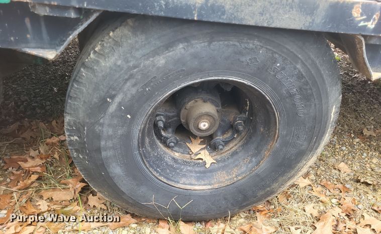 image for item DQ3770 1980 Great Dane Drop drop deck equipment trailer