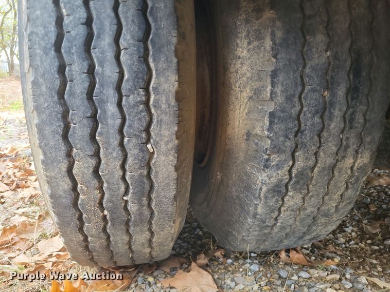 image for item DQ3770 1980 Great Dane Drop drop deck equipment trailer