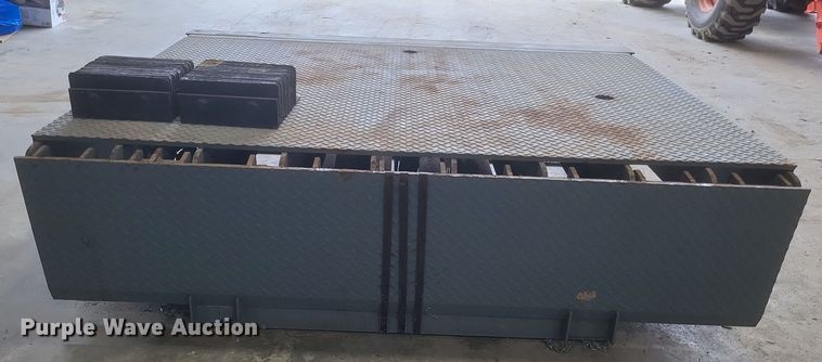 image for item DQ3775 (2) Rite-Hite ML6L6W self leveling dock