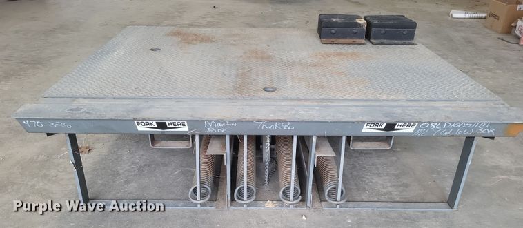 image for item DQ3775 (2) Rite-Hite ML6L6W self leveling dock