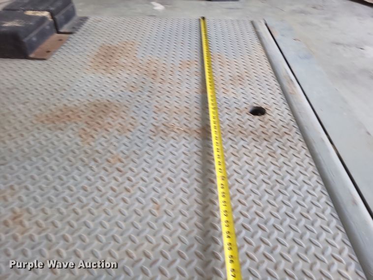 image for item DQ3775 (2) Rite-Hite ML6L6W self leveling dock