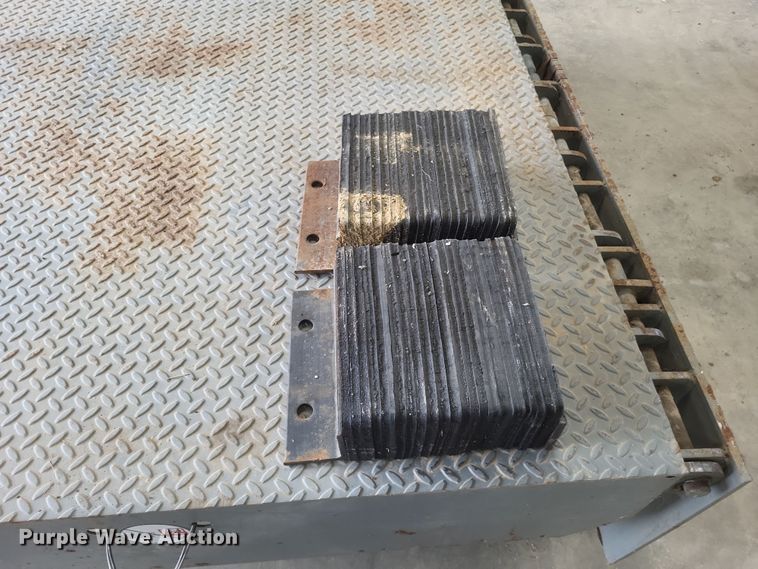 image for item DQ3775 (2) Rite-Hite ML6L6W self leveling dock