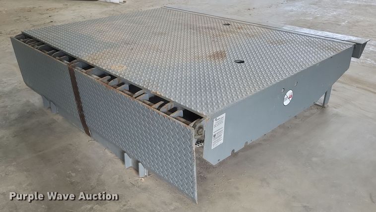 image for item DQ3775 (2) Rite-Hite ML6L6W self leveling dock