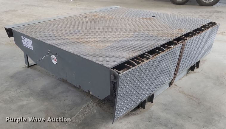 image for item DQ3775 (2) Rite-Hite ML6L6W self leveling dock