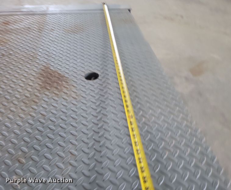 image for item DQ3775 (2) Rite-Hite ML6L6W self leveling dock