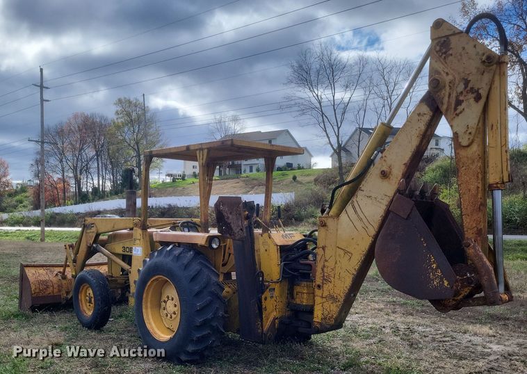 image for item DQ3804 1977 Massey Ferguson  30B industrial tractor