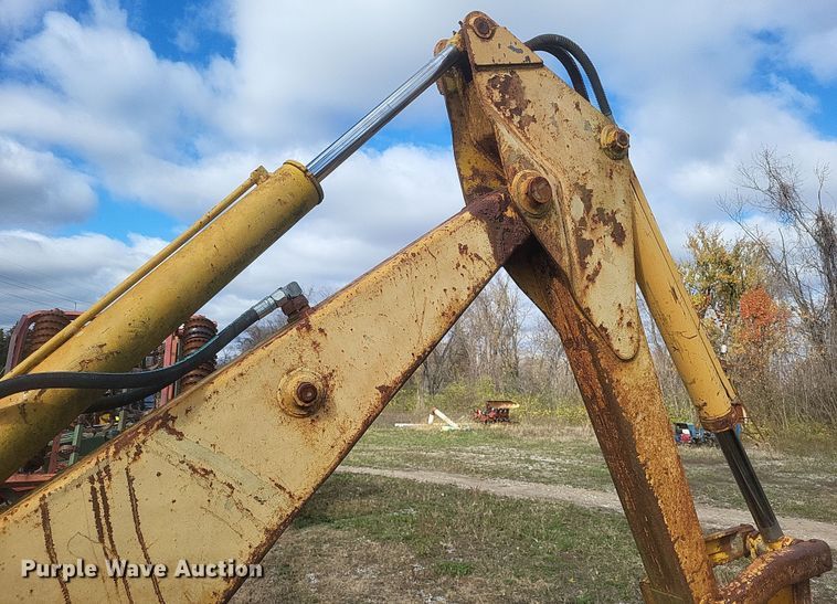 image for item DQ3804 1977 Massey Ferguson  30B industrial tractor
