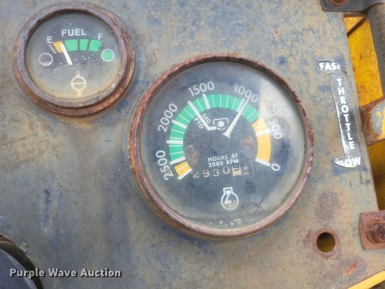 image for item DQ3804 1977 Massey Ferguson  30B industrial tractor