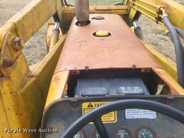 image for item DQ3804 1977 Massey Ferguson  30B industrial tractor