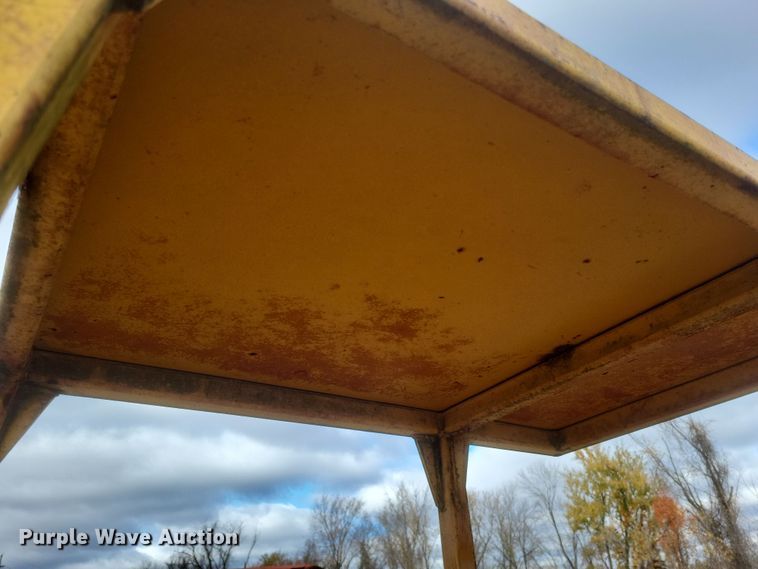 image for item DQ3804 1977 Massey Ferguson  30B industrial tractor