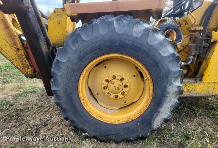 image for item DQ3804 1977 Massey Ferguson  30B industrial tractor