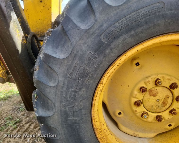 image for item DQ3804 1977 Massey Ferguson  30B industrial tractor