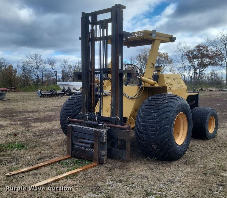 image for item DQ3805 2003 Master Craft MC06685 forklift