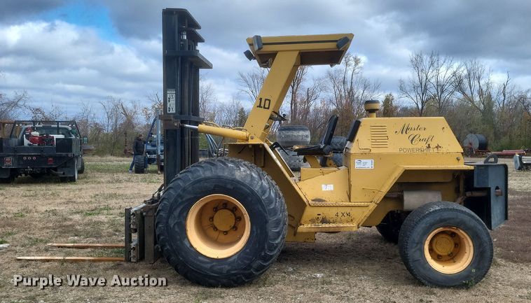 image for item DQ3805 2003 Master Craft MC06685 forklift