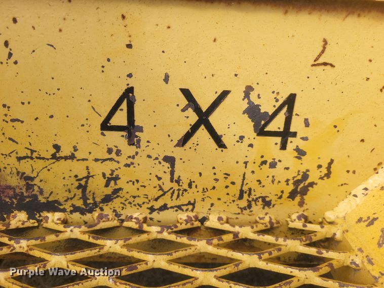 image for item DQ3805 2003 Master Craft MC06685 forklift