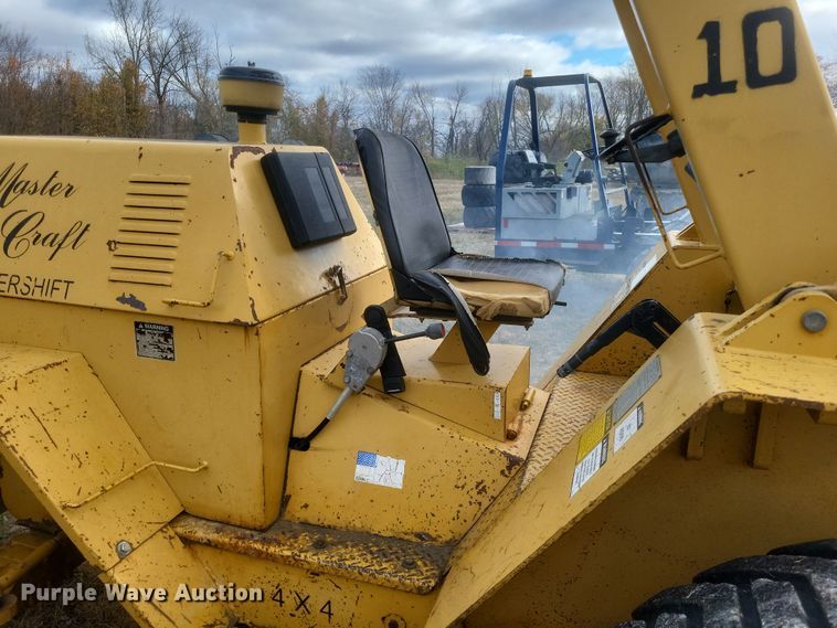 image for item DQ3805 2003 Master Craft MC06685 forklift