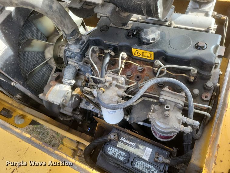 image for item DQ3805 2003 Master Craft MC06685 forklift