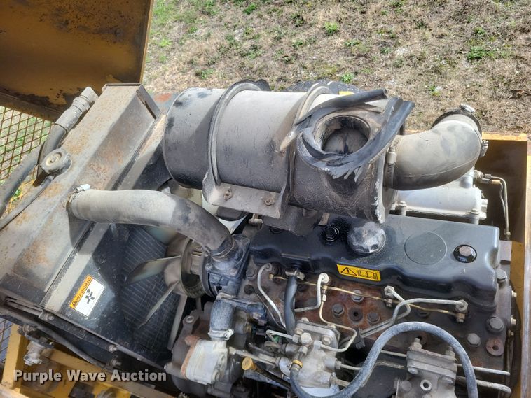 image for item DQ3805 2003 Master Craft MC06685 forklift