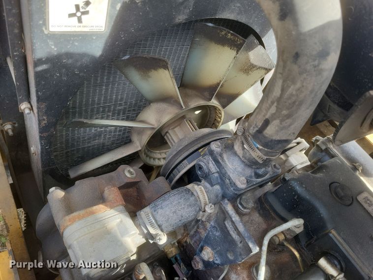 image for item DQ3805 2003 Master Craft MC06685 forklift