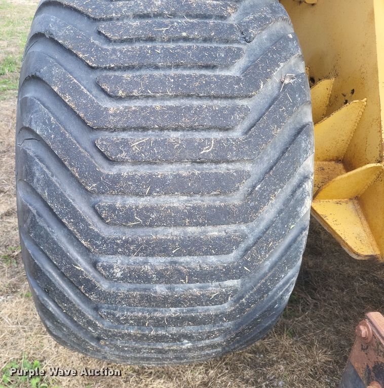 image for item DQ3805 2003 Master Craft MC06685 forklift