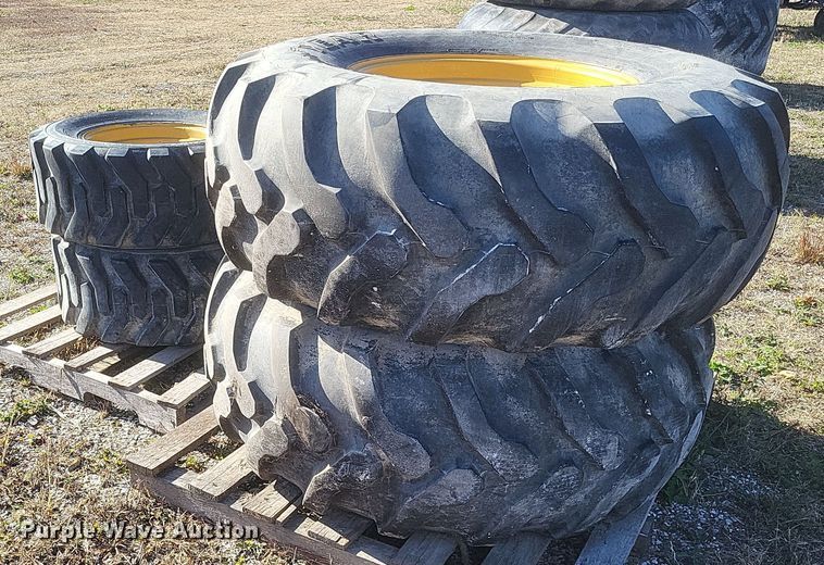 image for item DQ3805 2003 Master Craft MC06685 forklift