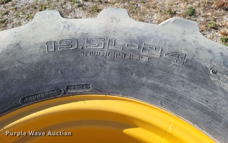 image for item DQ3805 2003 Master Craft MC06685 forklift