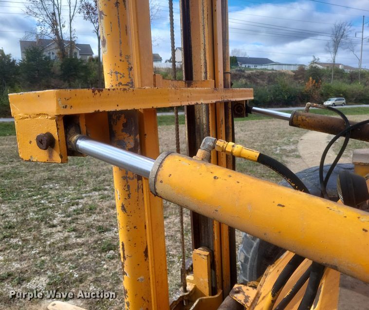 image for item DQ3808 1988 Master Craft MC-643-8 forklift