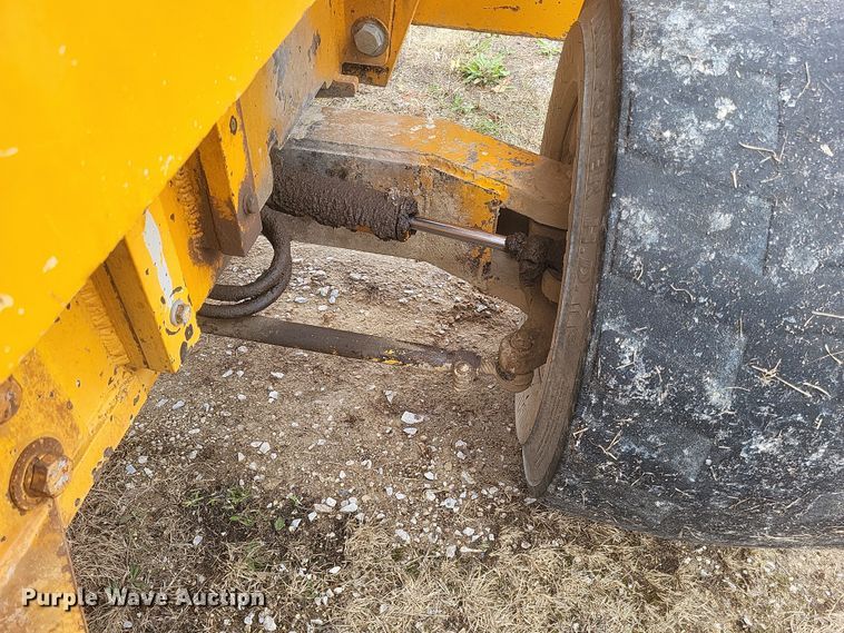 image for item DQ3808 1988 Master Craft MC-643-8 forklift