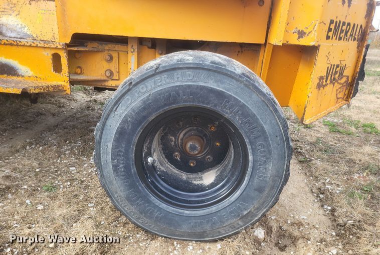 image for item DQ3808 1988 Master Craft MC-643-8 forklift