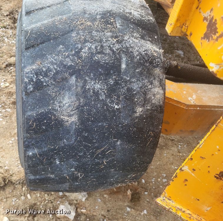 image for item DQ3808 1988 Master Craft MC-643-8 forklift