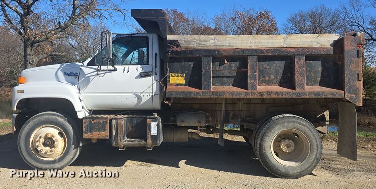 image for item DQ5309 1991 GMC Topkick C6500 dump truck