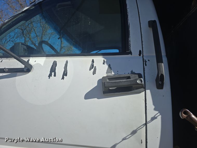 image for item DQ5309 1991 GMC Topkick C6500 dump truck