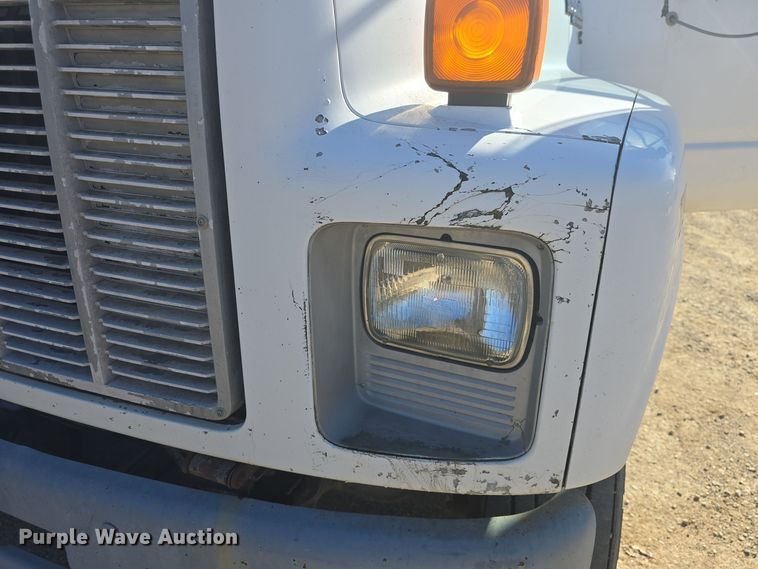 image for item DQ5309 1991 GMC Topkick C6500 dump truck