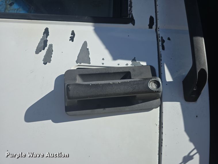 image for item DQ5309 1991 GMC Topkick C6500 dump truck