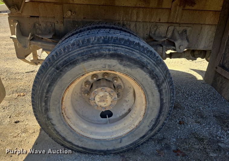 image for item DQ5309 1991 GMC Topkick C6500 dump truck