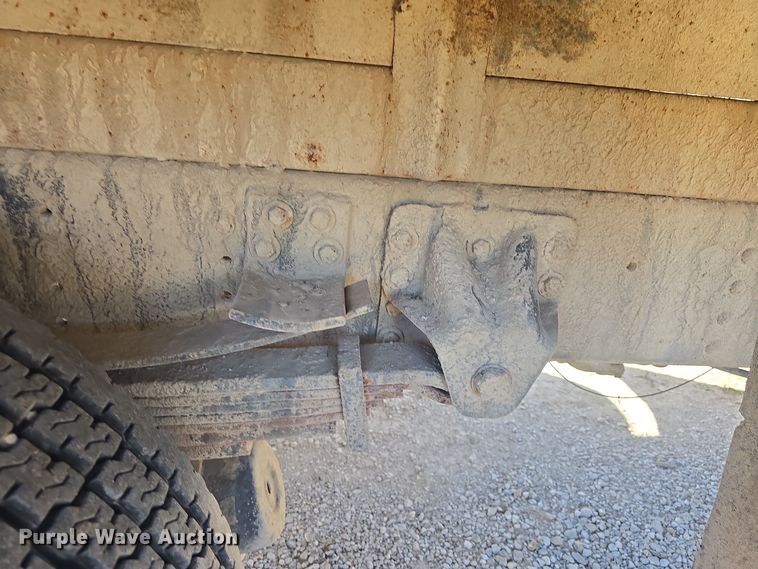 image for item DQ5309 1991 GMC Topkick C6500 dump truck