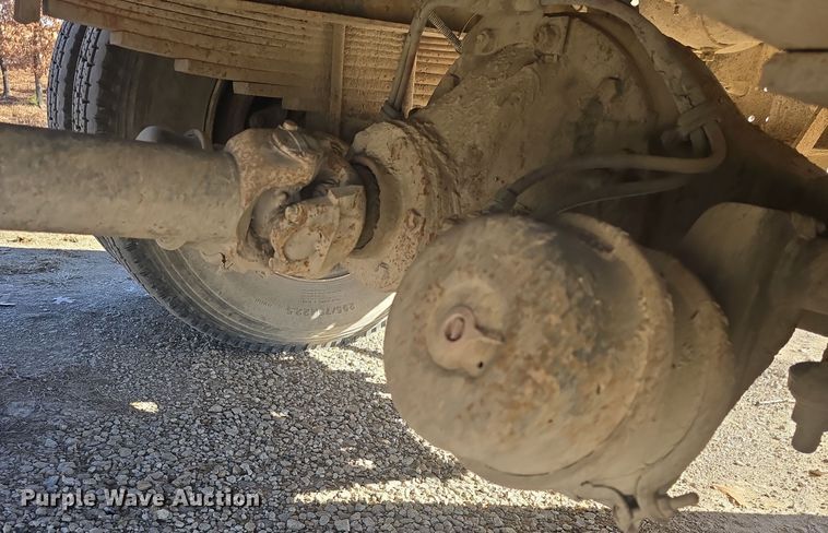 image for item DQ5309 1991 GMC Topkick C6500 dump truck