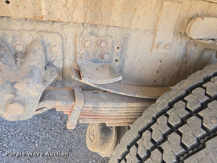 image for item DQ5309 1991 GMC Topkick C6500 dump truck