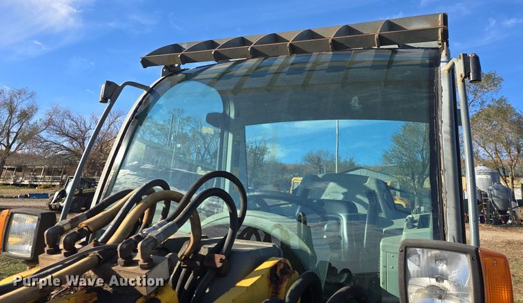 image for item DQ5316 2006 Gehl 480T telehandler