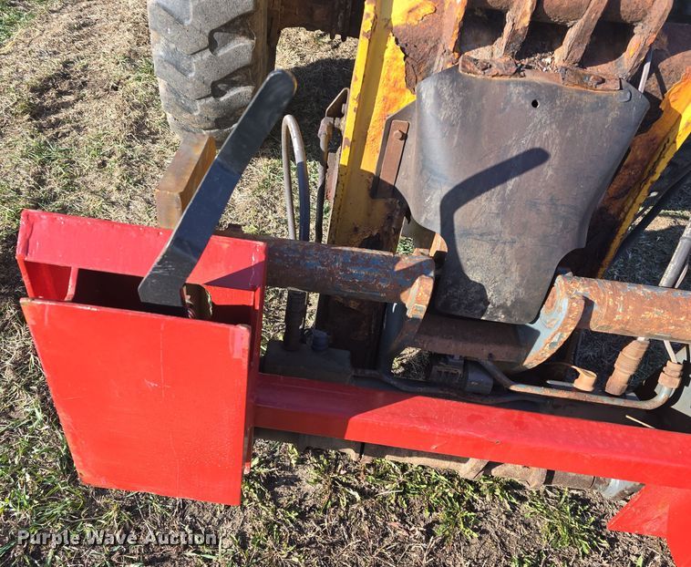 image for item DQ5316 2006 Gehl 480T telehandler