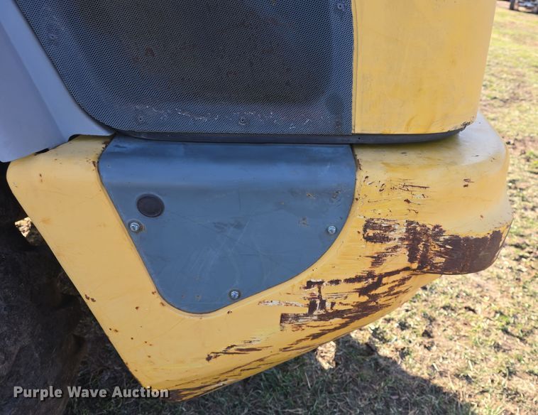 image for item DQ5316 2006 Gehl 480T telehandler