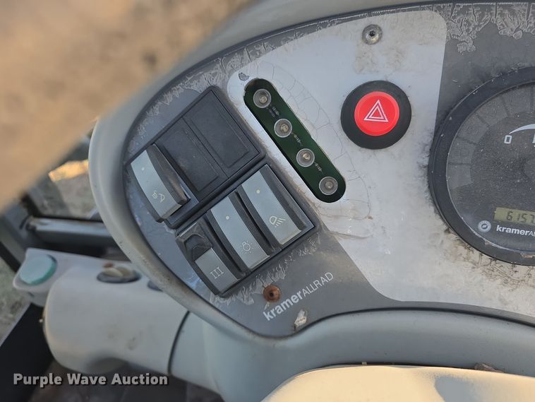 image for item DQ5316 2006 Gehl 480T telehandler