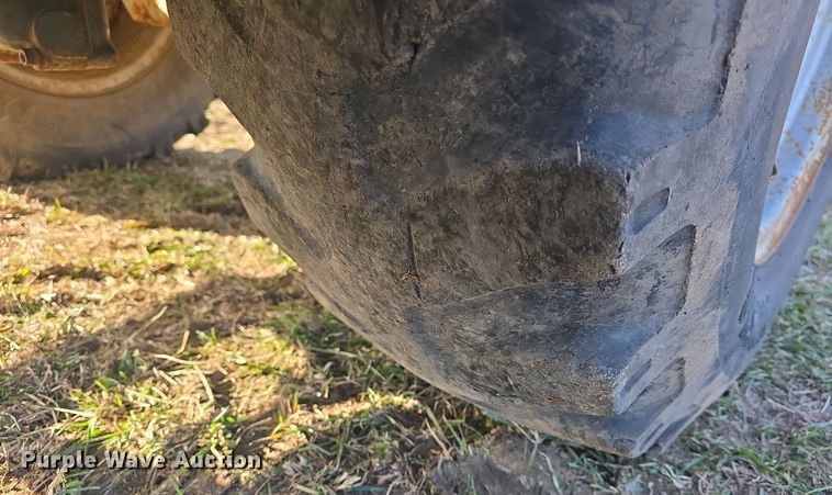 image for item DQ5316 2006 Gehl 480T telehandler