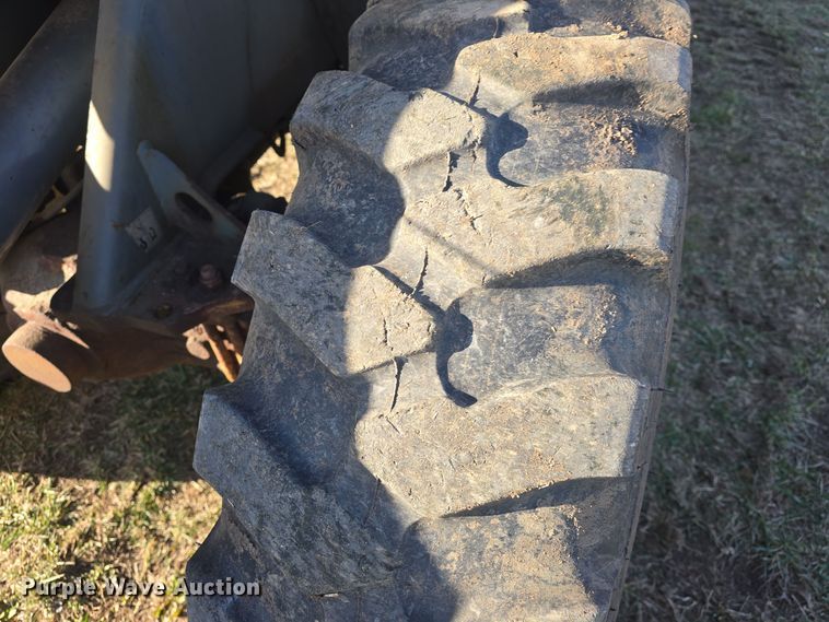 image for item DQ5316 2006 Gehl 480T telehandler