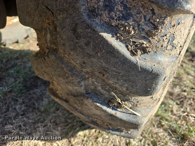 image for item DQ5316 2006 Gehl 480T telehandler