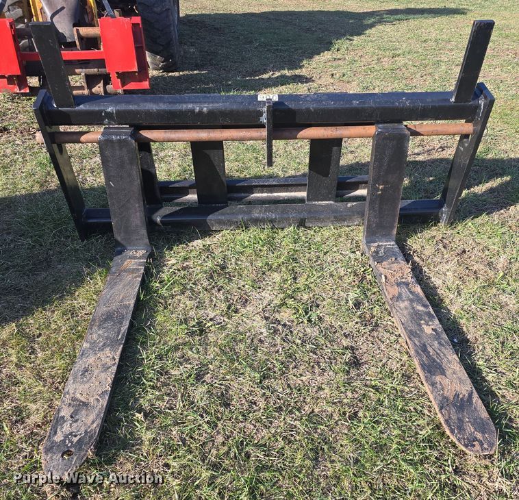 image for item DQ5316 2006 Gehl 480T telehandler