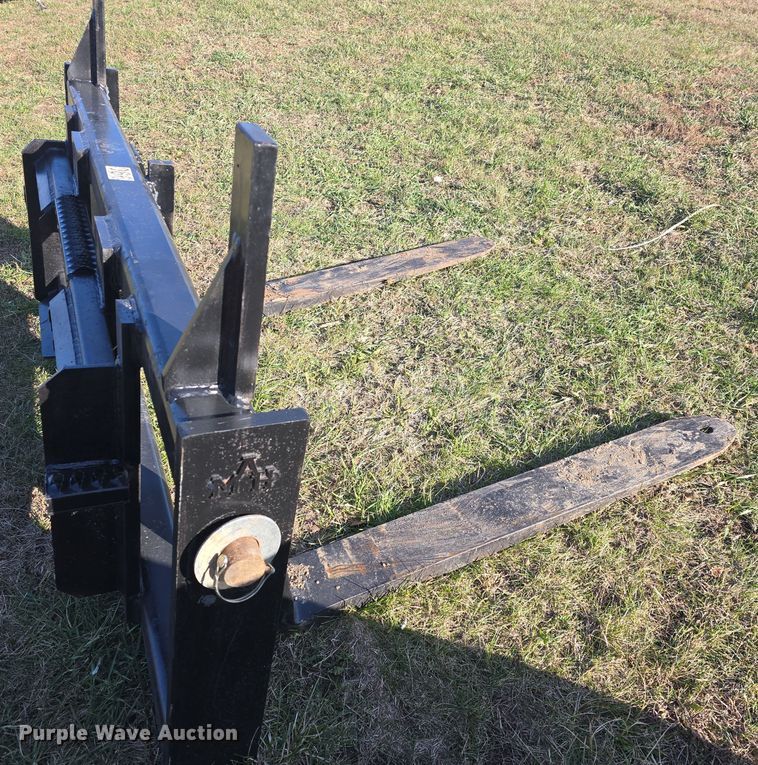 image for item DQ5316 2006 Gehl 480T telehandler