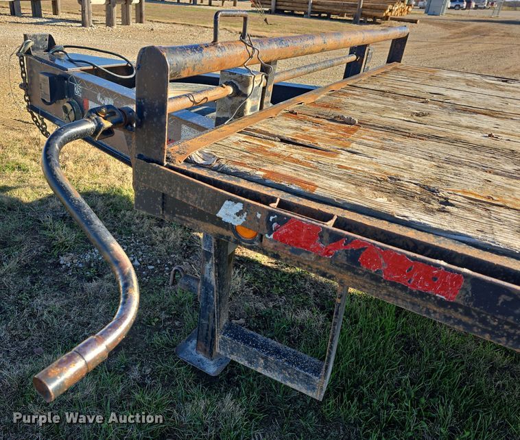 image for item DQ5347 2009 Buck Dandy equipment trailer